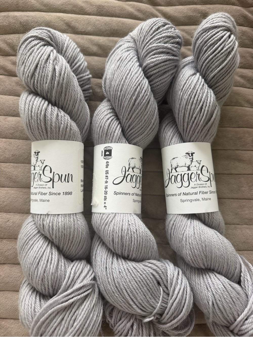 Jaggerspun luxury Yarn - Light Gray